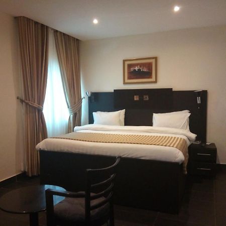 Eden Crest Hotel & Resort Enugu Exterior photo