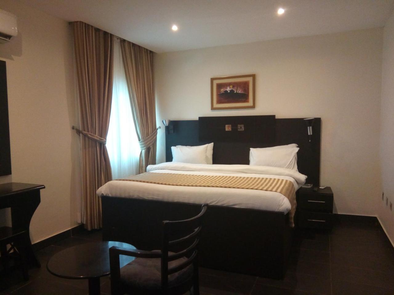 Eden Crest Hotel & Resort Enugu Exterior photo