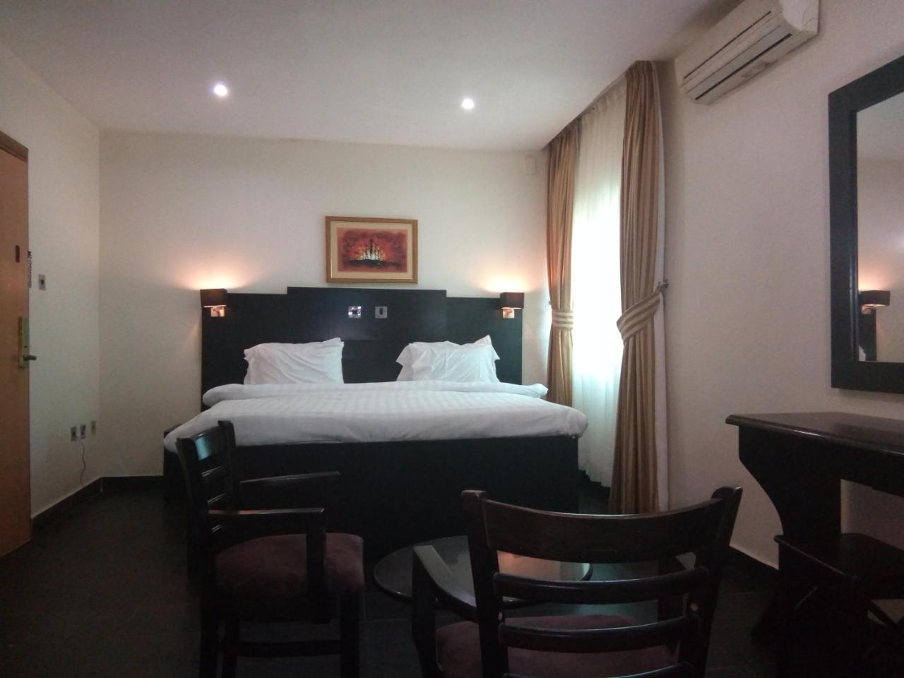 Eden Crest Hotel & Resort Enugu Exterior photo